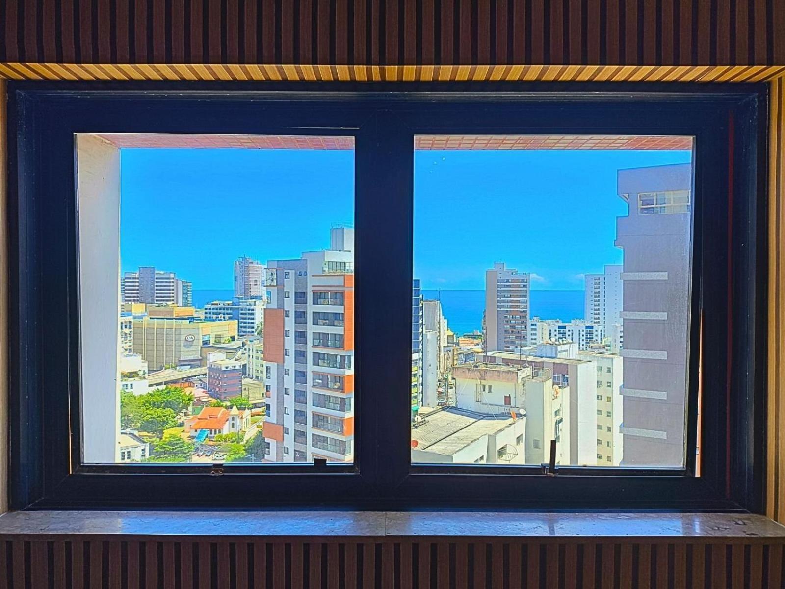 Lindo Apt Vista Mar Completo Com Piscina No Rooftop Do Edf, Proximo Ao Porto Da Barra 萨尔瓦多 外观 照片