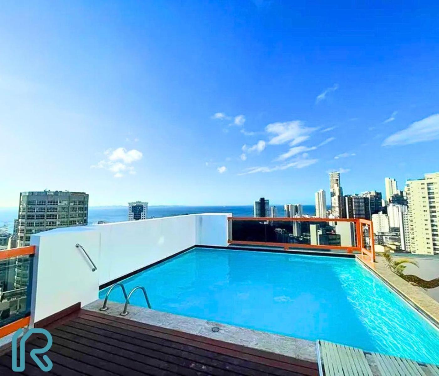 Lindo Apt Vista Mar Completo Com Piscina No Rooftop Do Edf, Proximo Ao Porto Da Barra 萨尔瓦多 外观 照片